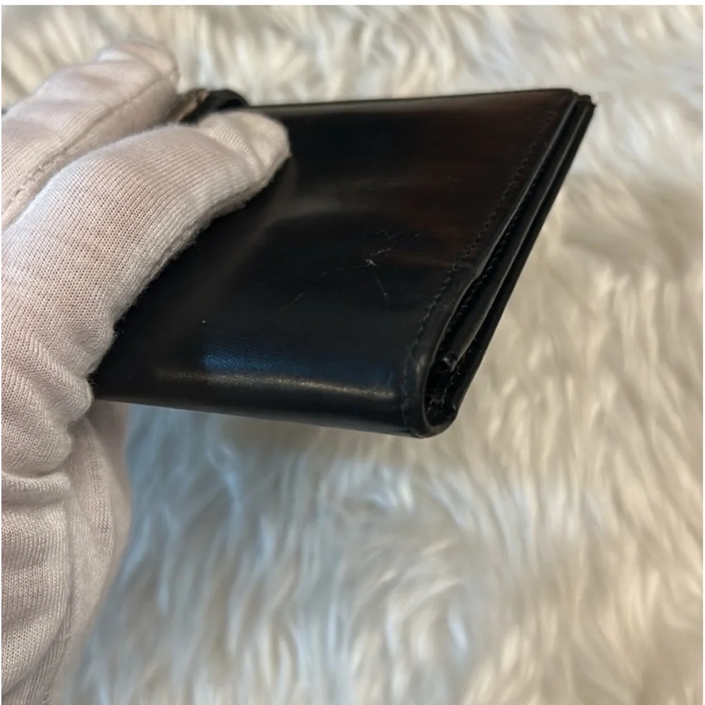 Salvatore Ferragamo Black Leather Bi-Fold Long wallet